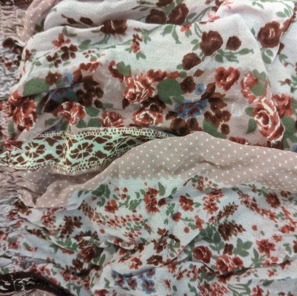 Diab'less Boho Festival Floral Pink Crop Top tank - Picture 7 of 7